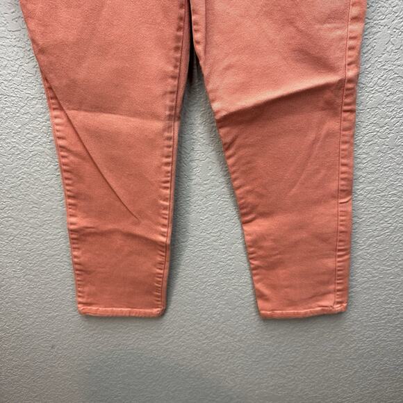Gloria Vanderbilt Amanda Women's Straight Stretch Jeans Size Petites 6 Salmon - Picture 4 of 13